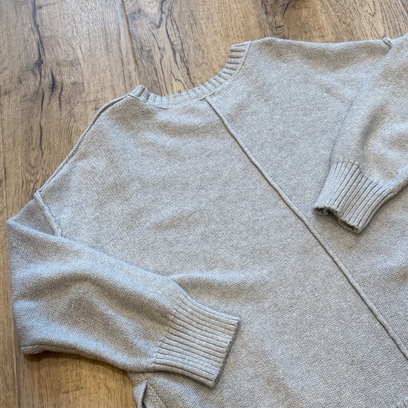 Aerie Light Gray Women's Crew Neck Sweater - Picture 6 of 6